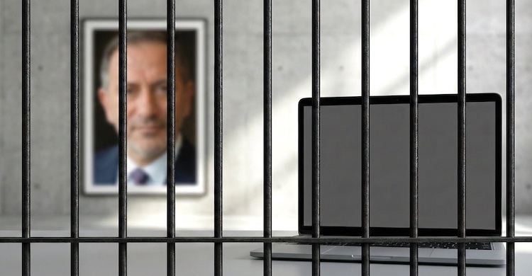 Gazeteci Fatih Altaylı’ya 4 yıl 2 ay hapis