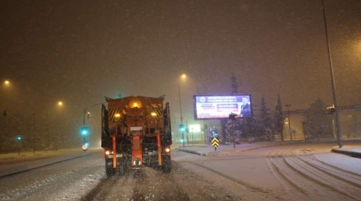 Şanlıurfa Büyükşehir Belediyesi kar mesaisinde