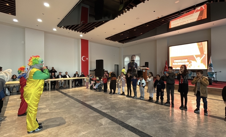 Eyyübiye Millet Bahçesi’nde Engelliler Günü Programı Düzenlendi