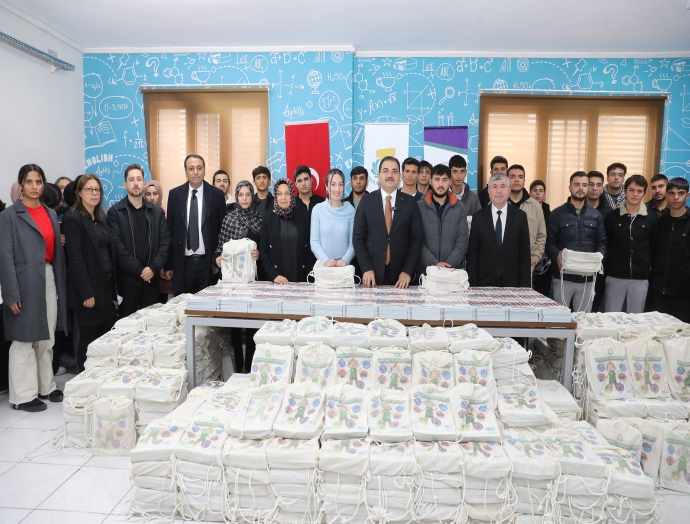 Başkan Canpolat’tan Üniversite adaylarına büyük destek