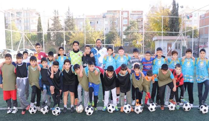 Haliliye’de kış spor okullarında futbol coşkusu sürüyor