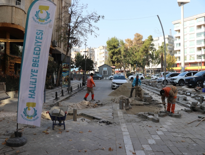 Haliliye Belediyesi 13 ekip ile sahada çalışıyor