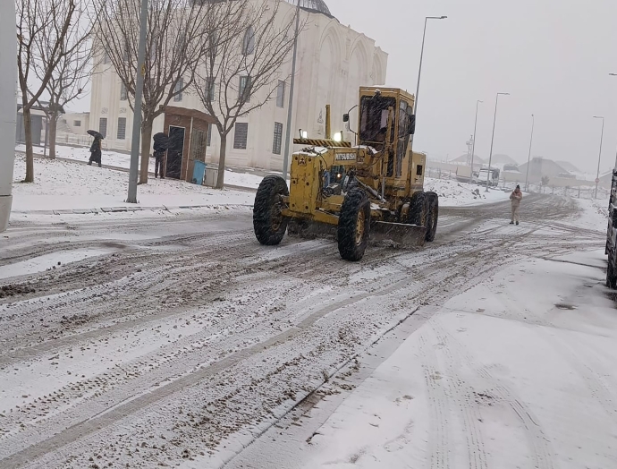 Haliliye’de kar mesaisi devam ediyor