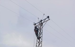 DİCLE Elektrik’ten 6 İlde Kar Mesaisi