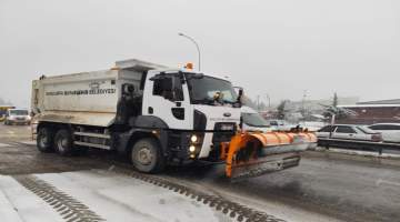 Büyükşehir Belediyesi kar mesaisinde
