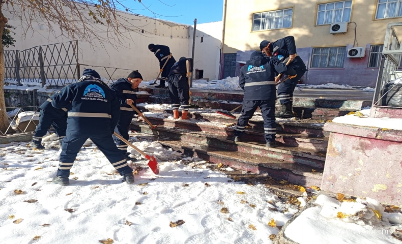 Eyyübiye’de Okullar ve Sokaklar Eğitime Hazır