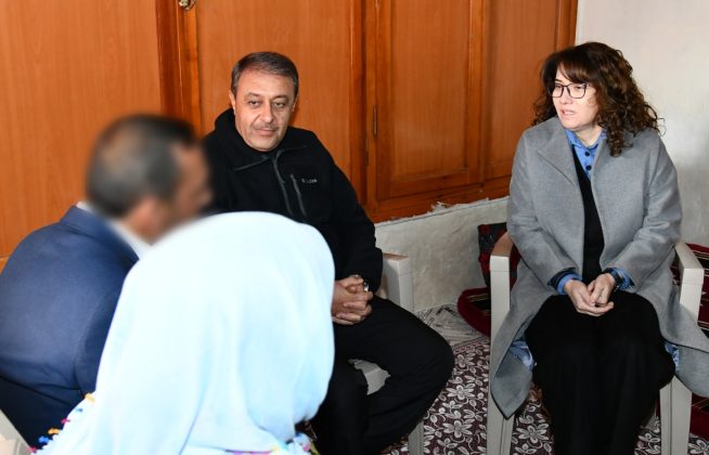 Vali Şıldak, Umuda Kapı Açanları evlerinde ziyaret etti