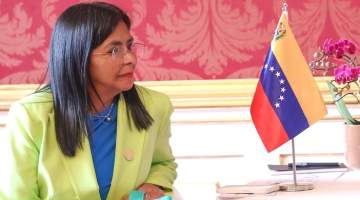 Maduro’nun yerine yardımcısı geçti