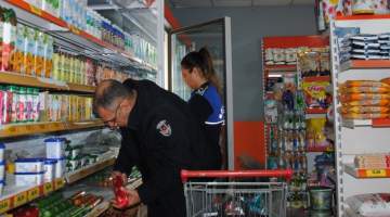 Büyükşehir, 4 milyon TL’lik tarihi geçmiş gıdayı toplattı