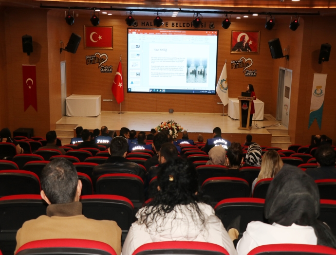 Haliliye Belediyesi personeline çevre sağlığı eğitimi