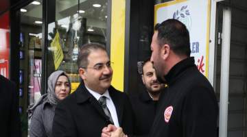 Başkan Mehmet Canpolat halkla iç içe