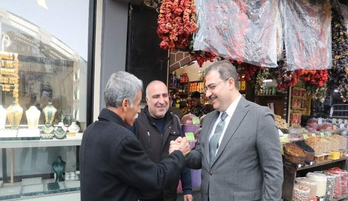 Başkan Canpolat, sık sık vatandaşlarla bir araya geliyor