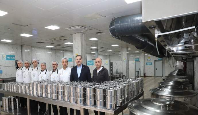 Başkan Canpolat: “365 gün halkımızın hizmetindeyiz”