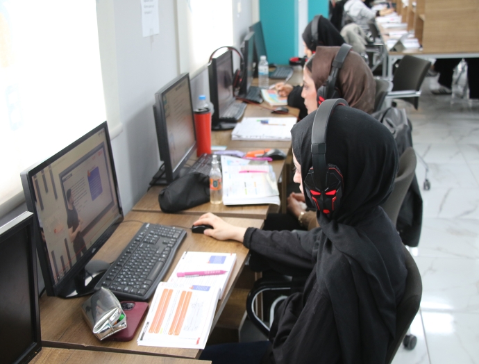 Başkan Canpolat’tan gençlere ücretsiz internet desteği