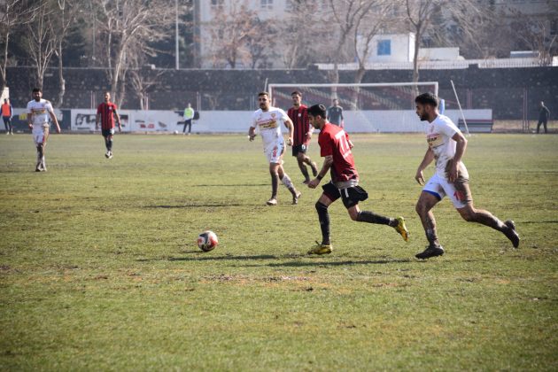 Siverek Belediyespor evinde farklı kazandı