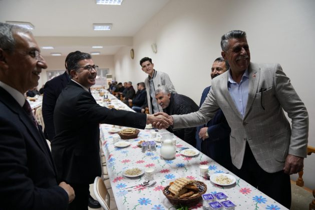 Milletvekili Dusak ile Başkan Bucak, Muhtarlarla İftarda Buluştu