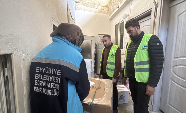 Eyyübiye’nin Sosyal Belediyeciliği Ailelere Umut Oluyor
