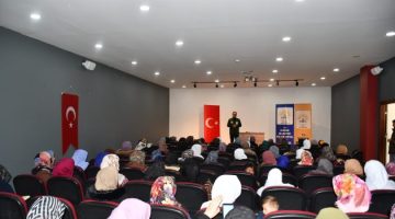 Öğretmen Neşet Hanpolat Gençlik ve Spor Kampüsündeki kurslara yoğun ilgi