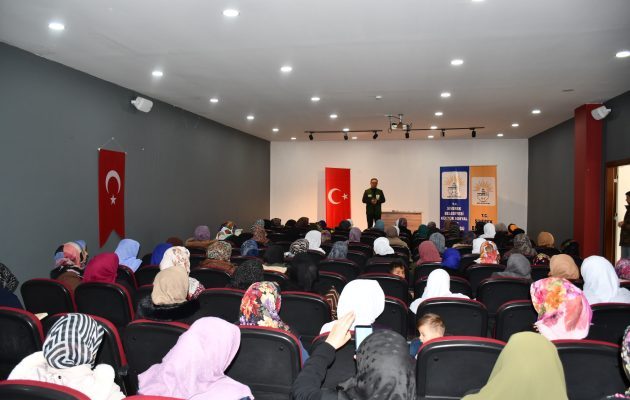 Öğretmen Neşet Hanpolat Gençlik ve Spor Kampüsündeki kurslara yoğun ilgi